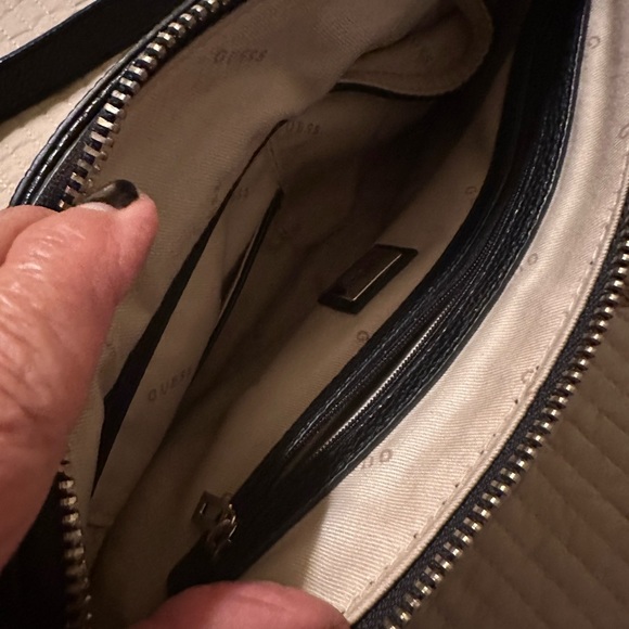 Guess Alesia Girlfriend Crossbody - Picture 9 of 9